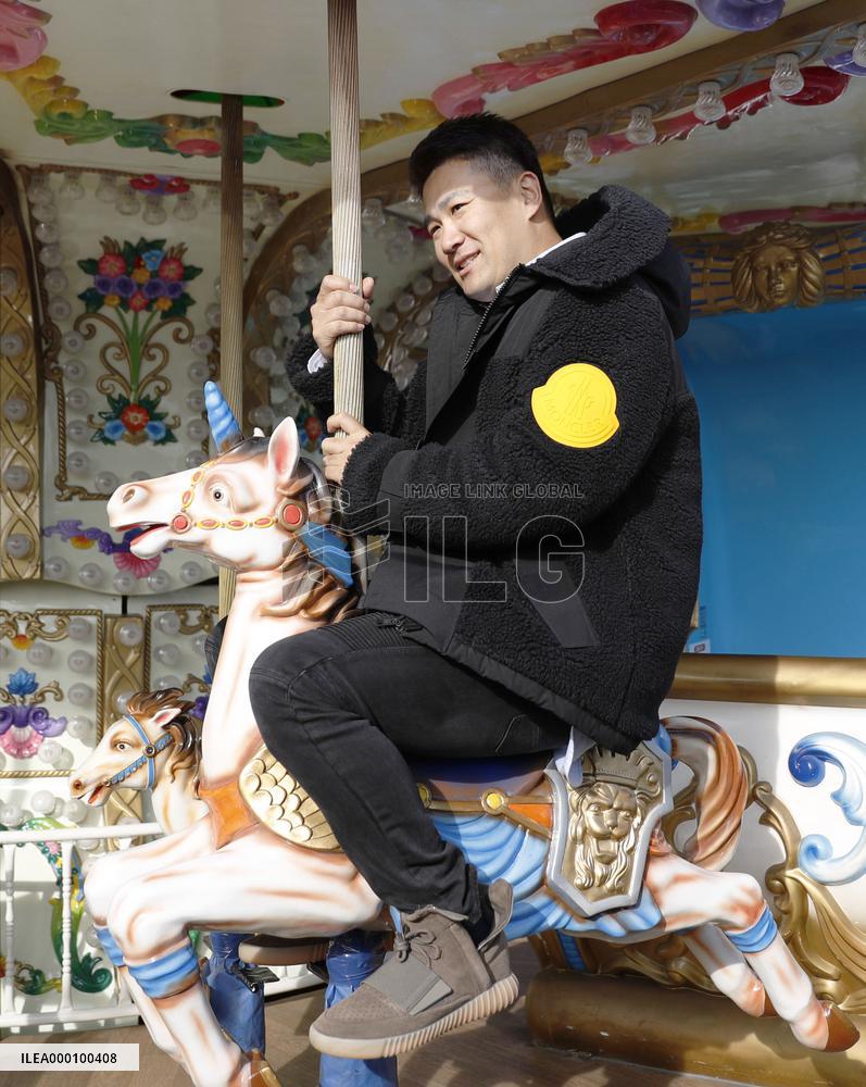 Yankees' Tanaka visits former club's home park
