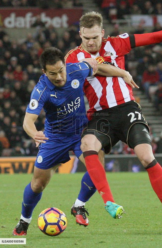 Soccer: Sunderland beat Leicester