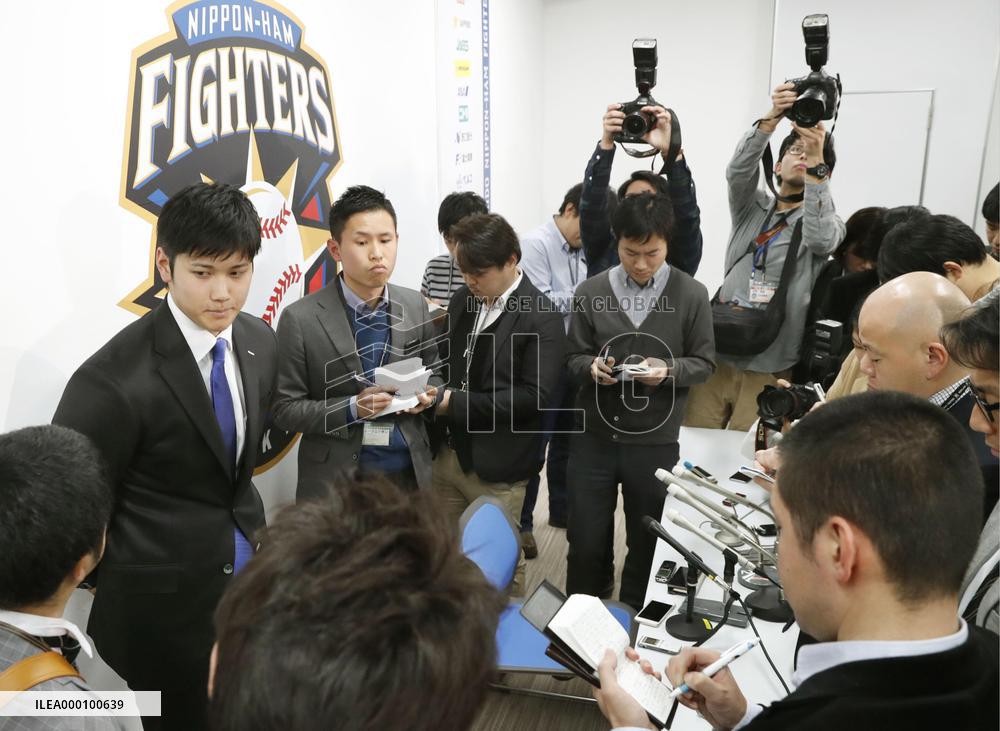 Baseball: Otani tells Fighters of intention to move to majors