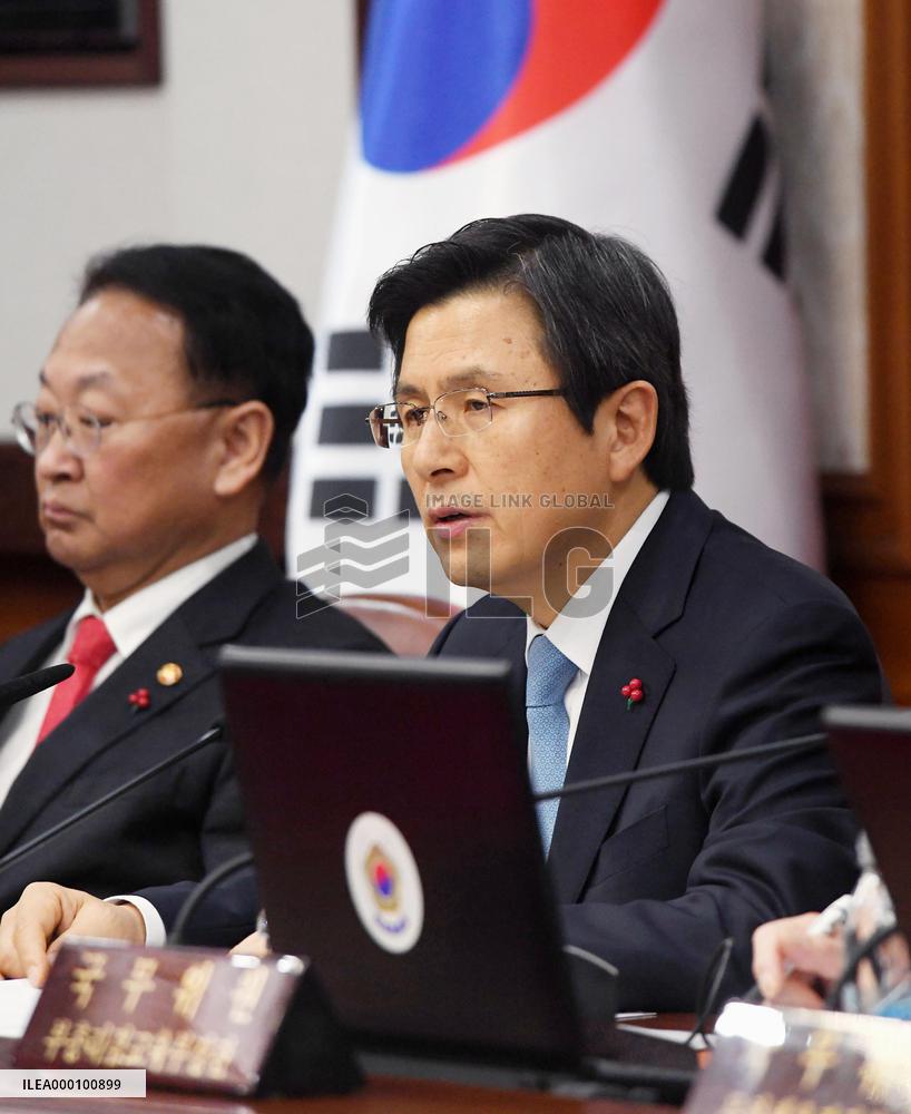 S. Korea votes to impeach Park, PM Hwang becomes acting president