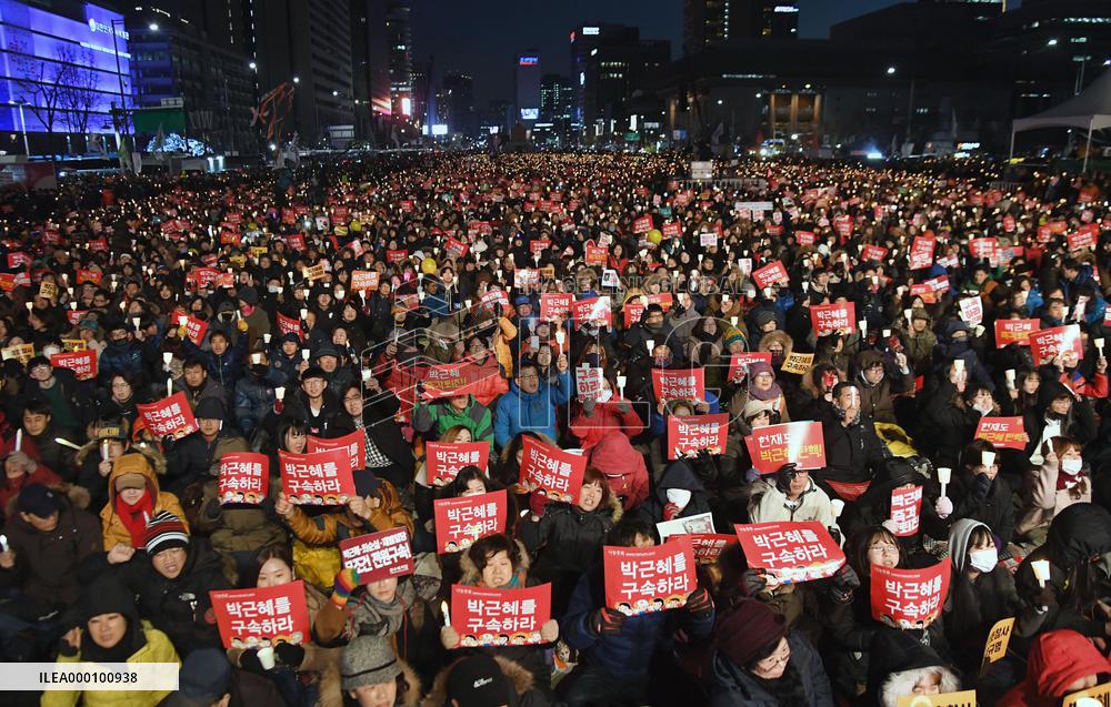 S. Koreans call for Park to step down following impeachment motion