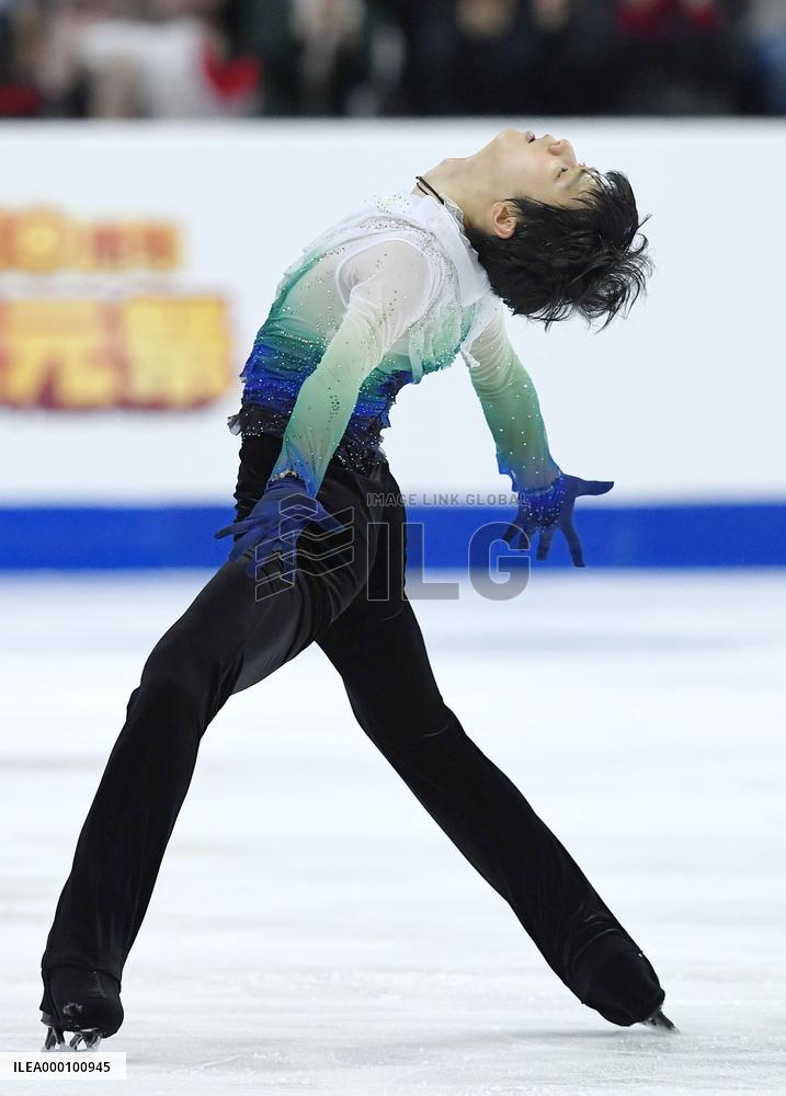 Hanyu becomes 1st to win 4 straight GP Finals