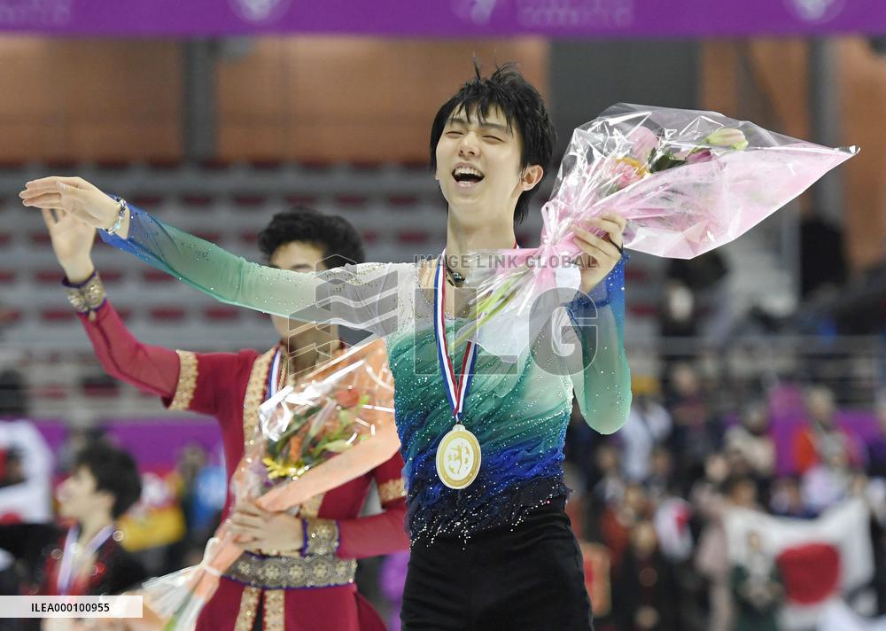 Hanyu becomes 1st to win 4 straight GP Finals