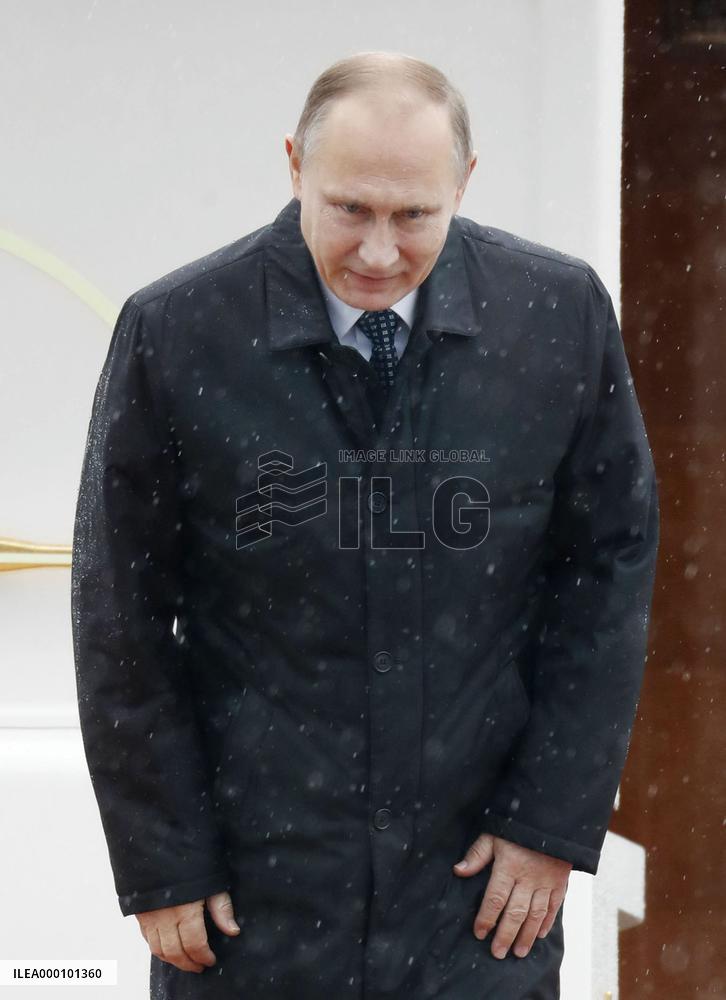 Day 2 of Abe-Putin summit