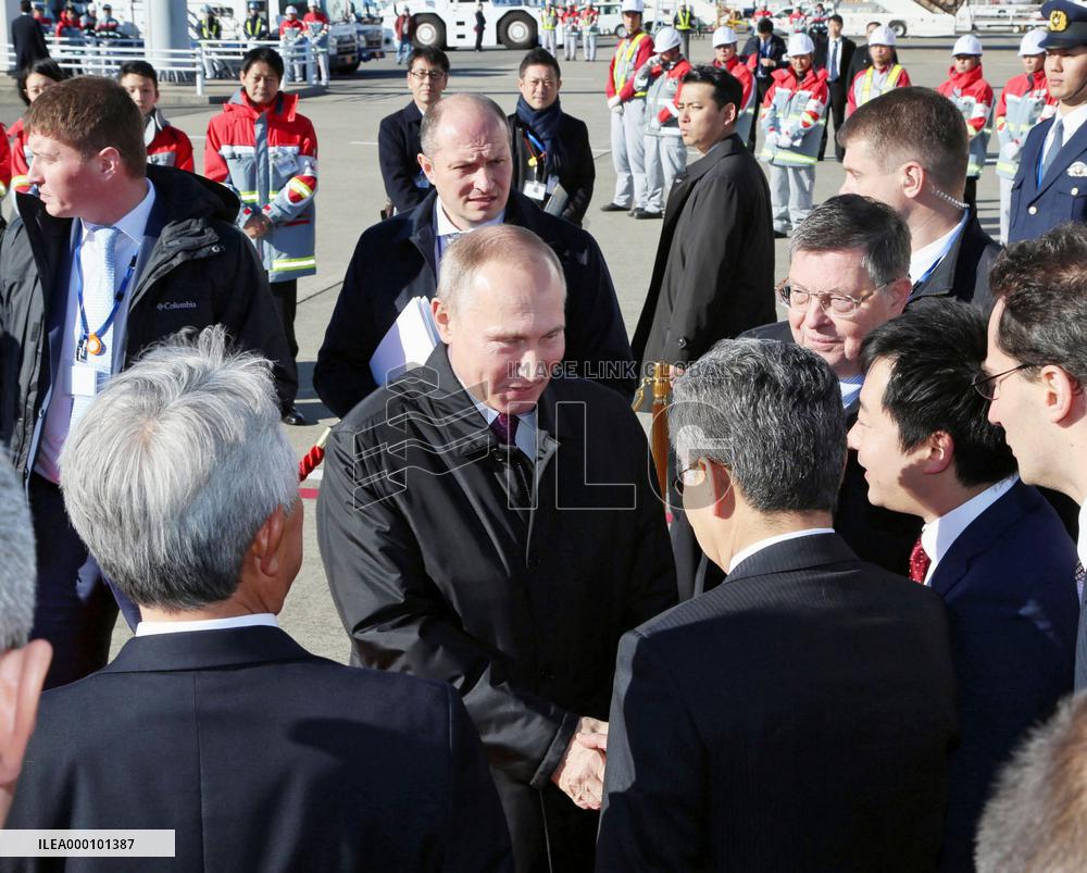 Day 2 of Abe-Putin summit