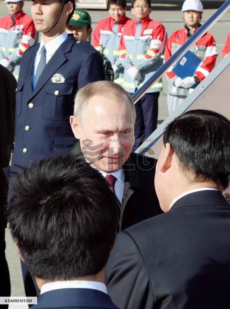 Day 2 of Abe-Putin summit