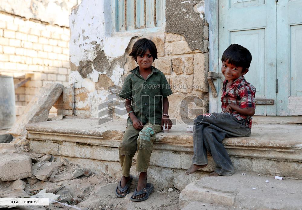 Children in western Indian city