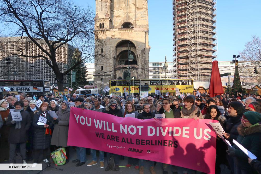 Berlin Christmas market reopened following truck attack