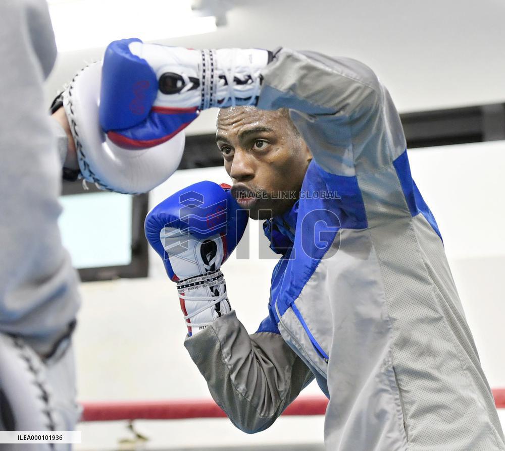 Boxing: IBF champ Guzman preparing for title match in Kyoto