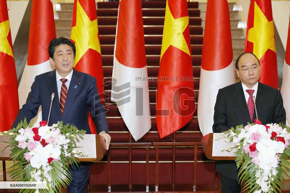 Japan offers patrol vessels to Vietnam to strengthen maritime ties