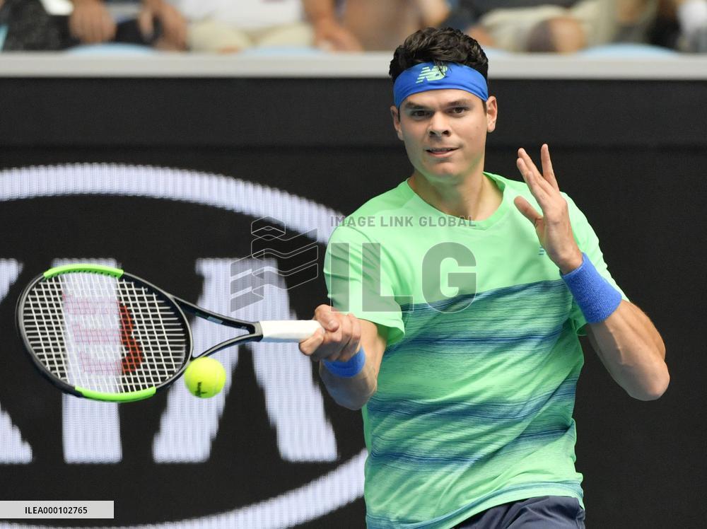 Tennis: Raonic eases into 2nd round at Australian Open