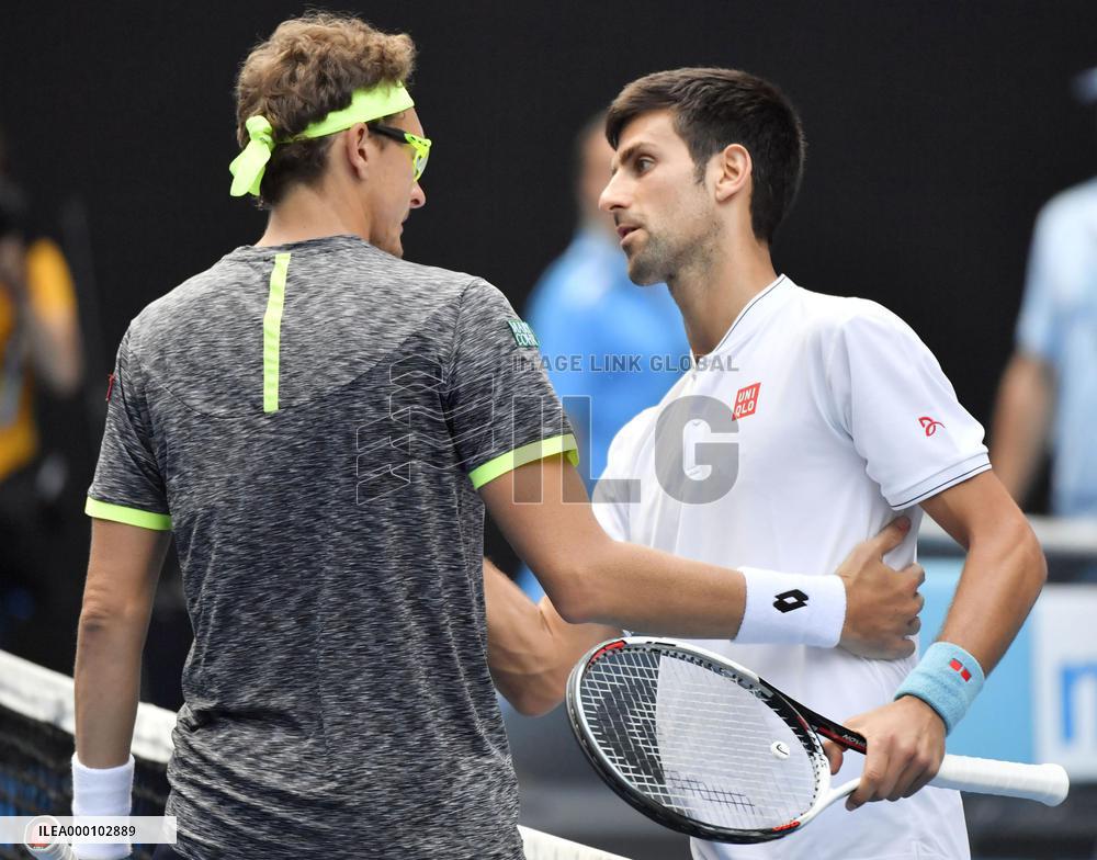 Tennis: Djokovic upset by 117th-ranked Istomin in 2nd round