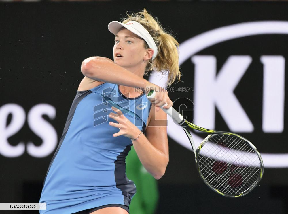 Vandeweghe beats Kerber at the Australian Open