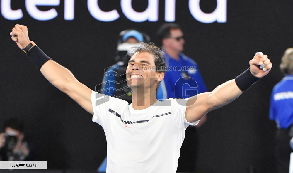 Nadal advances to Australian Open final