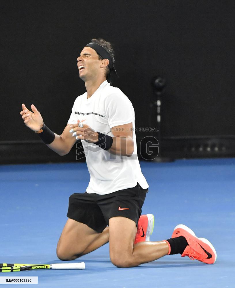Nadal advances to Australian Open final