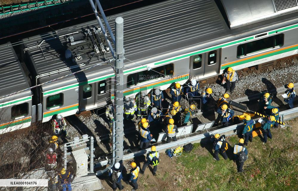 Trains halted by power trouble in Yokohama