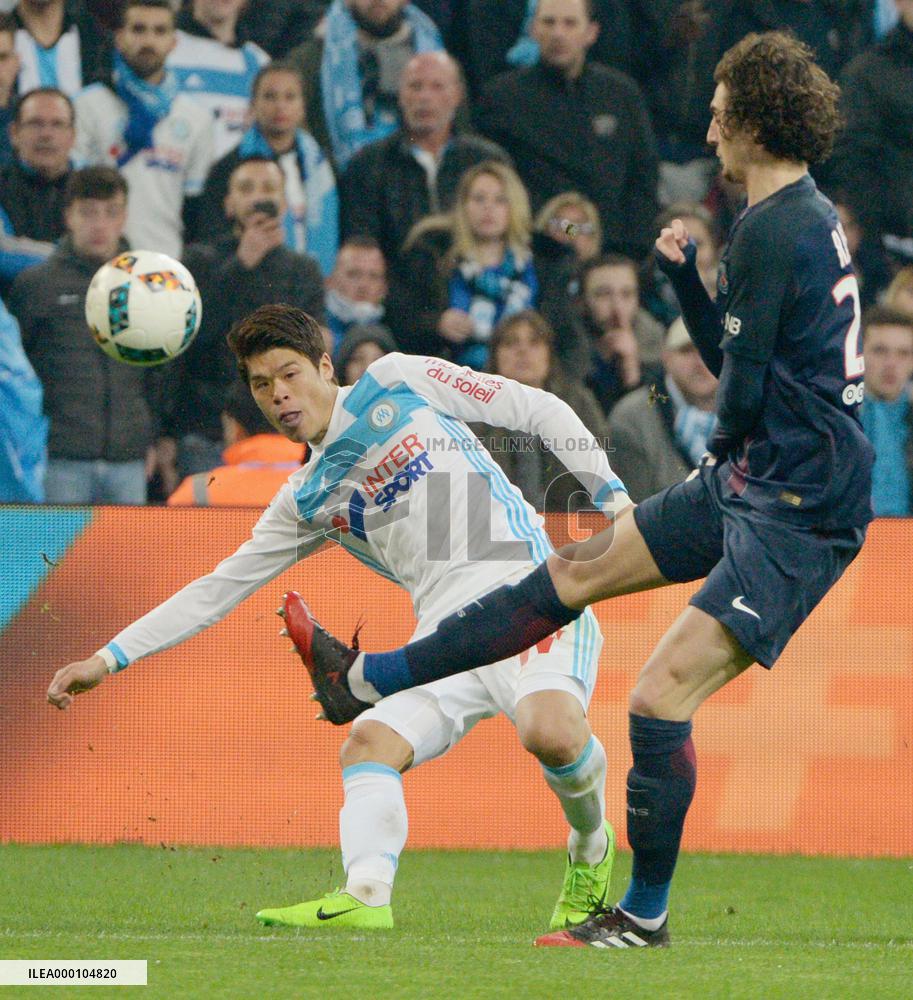 Soccer: PSG beat Marseille 5-1