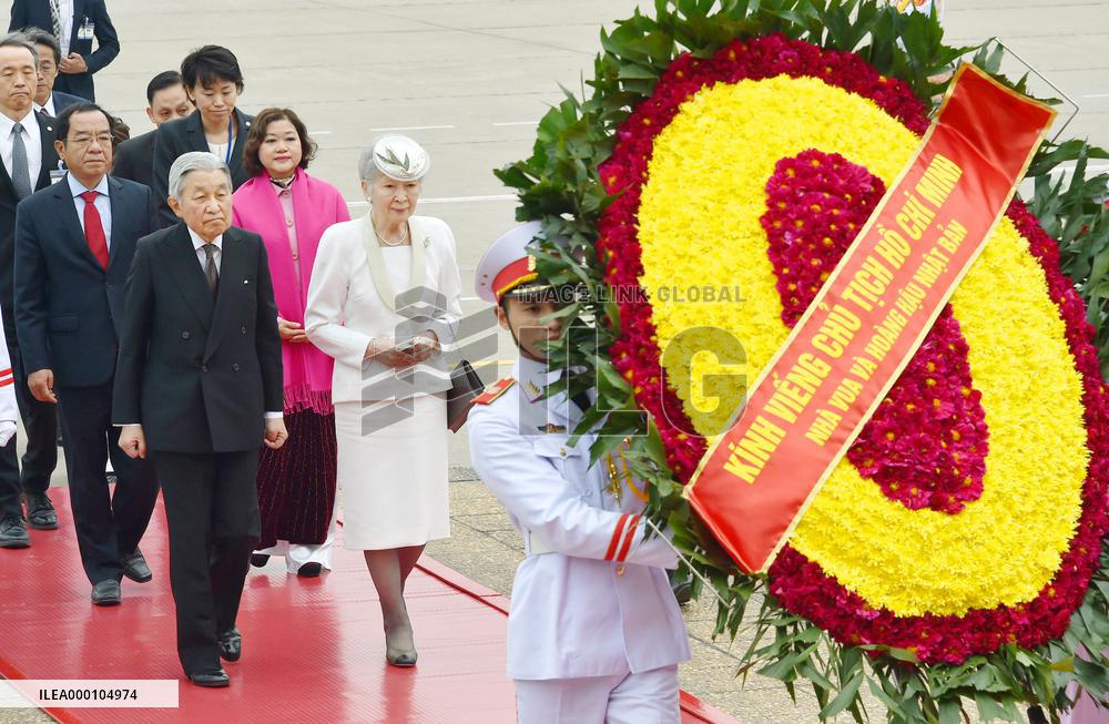 Japanese emperor, empress in Vietnam