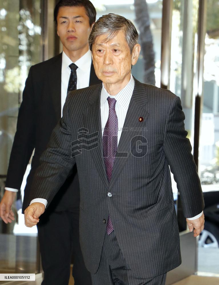 Political parties still divided over emperor abdication legislation