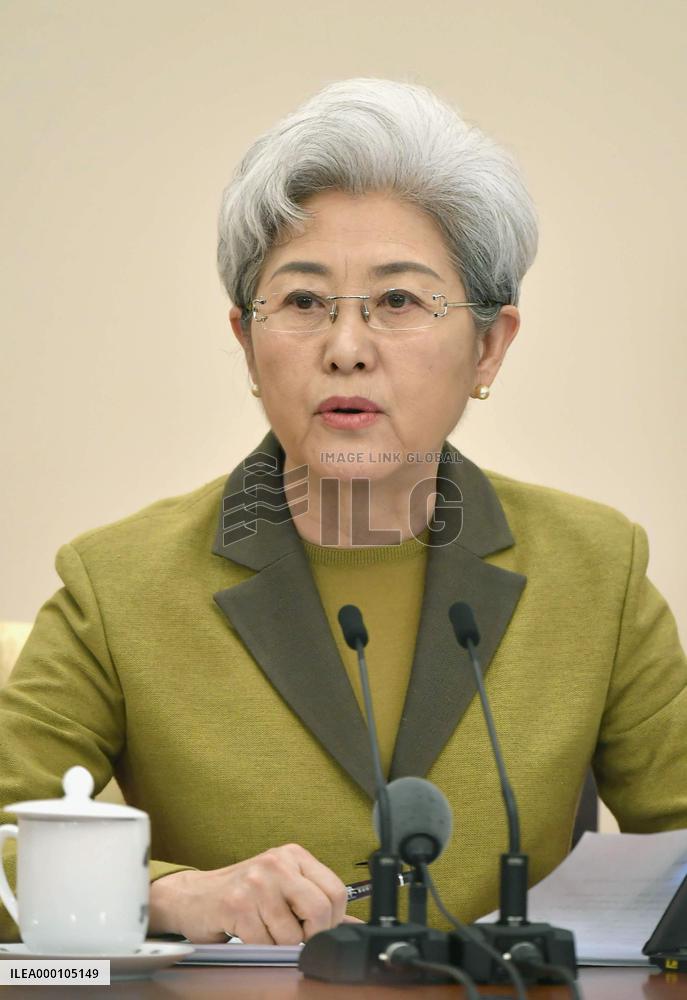 China says 2017 military budget to expand around 7%