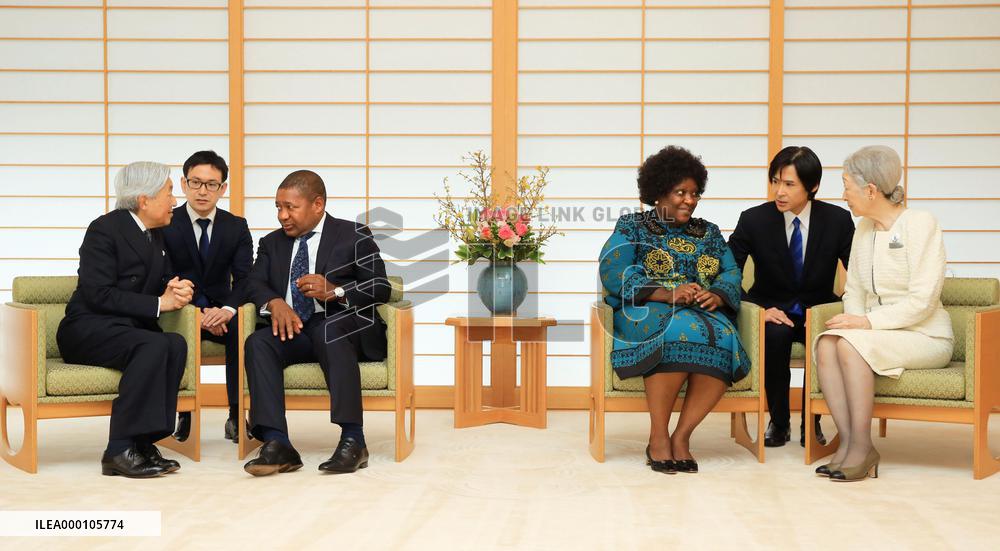 Mozambique president meets with Japanese emperor