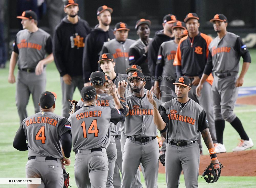 Baseball: Netherlands bombard Cuba to take step toward WBC semis