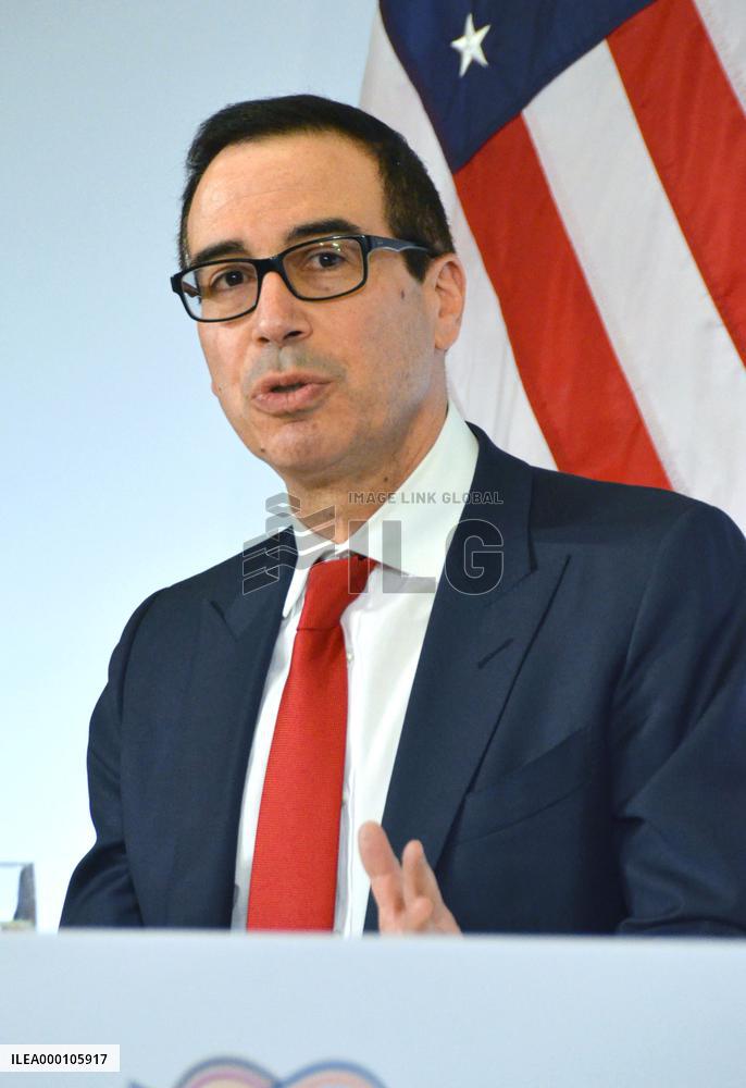 G-20 finance chiefs drop pledge to resist protectionism