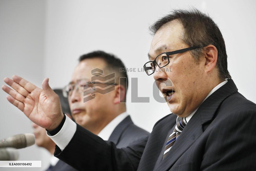 School official admits lapse in judgment over avalanche deaths