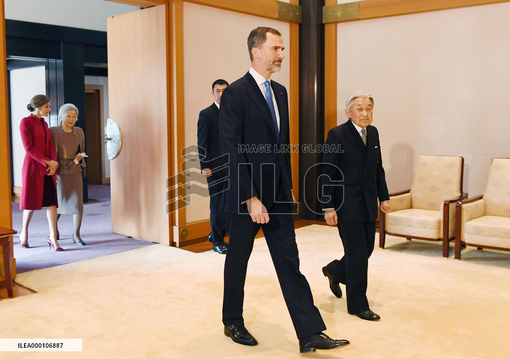 Emperor, empress meet with Spain's royal couple