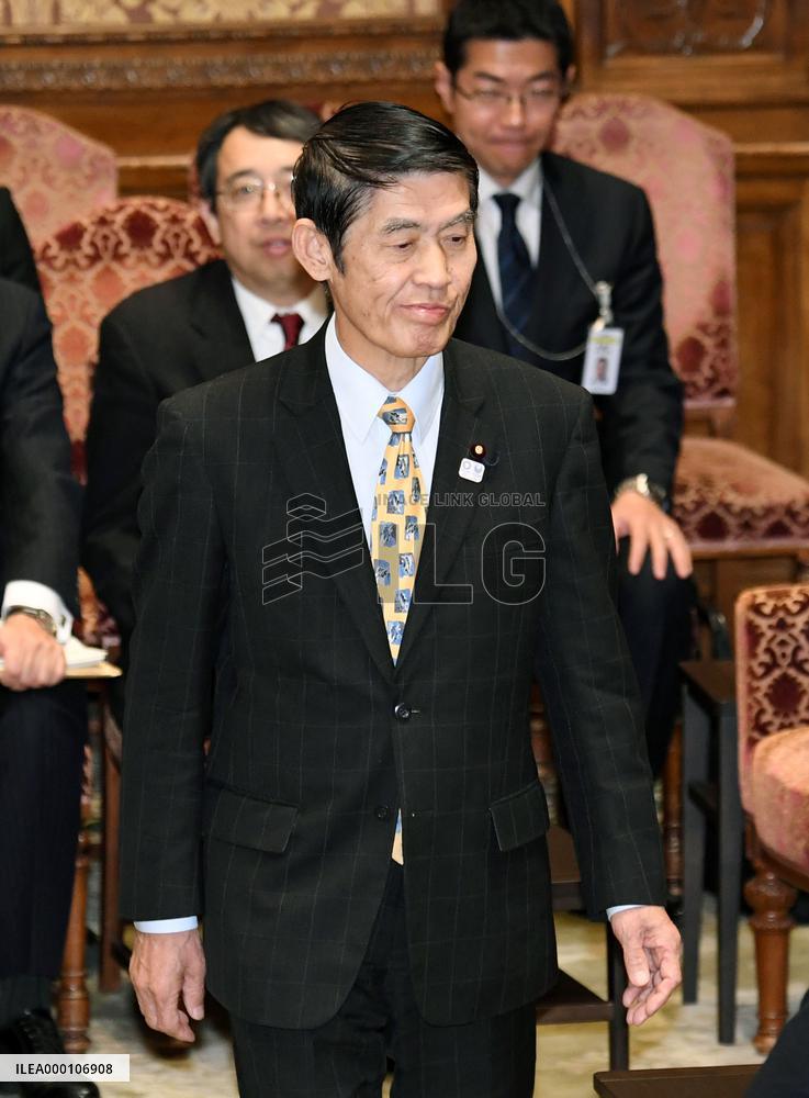 Reconstruction minister apologizes for thoughtless remark