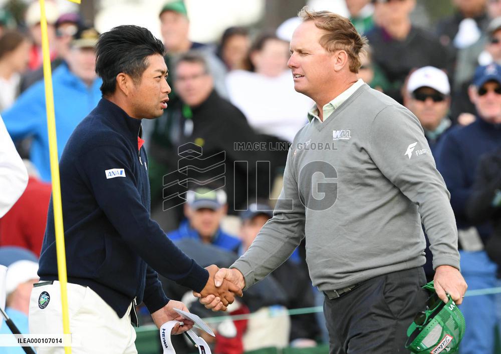Golf: Hoffman takes lead in Masters 1st round