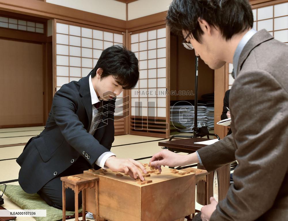 Youngest shogi player marks record 12th straight win since debut