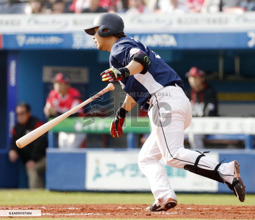 Baseball: Asamura leads way as Lions thump Marines