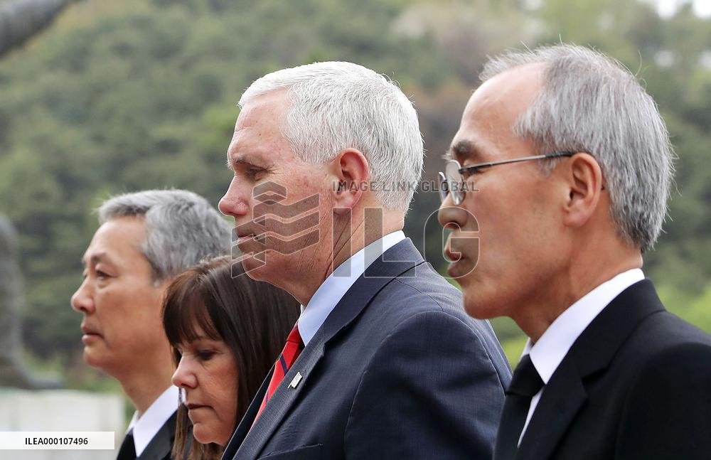 Pence arrives in S. Korea amid mounting tension on peninsula