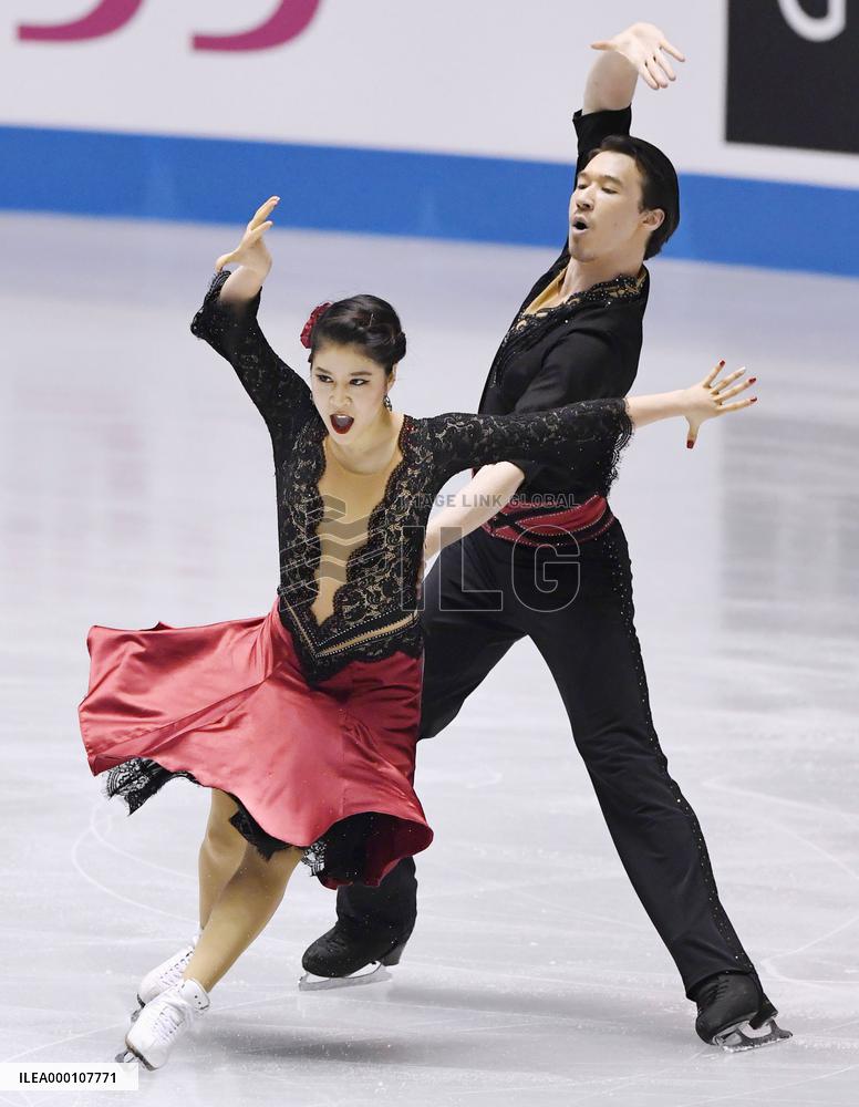 Kana Muramoto, Chris Reed perform at Team Trophy