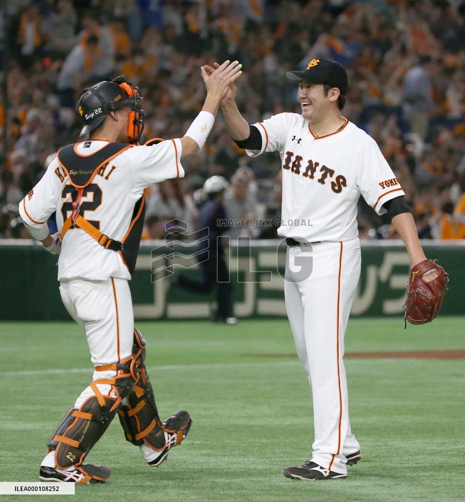 Baseball: Sugano throws 3rd consecutive shutout