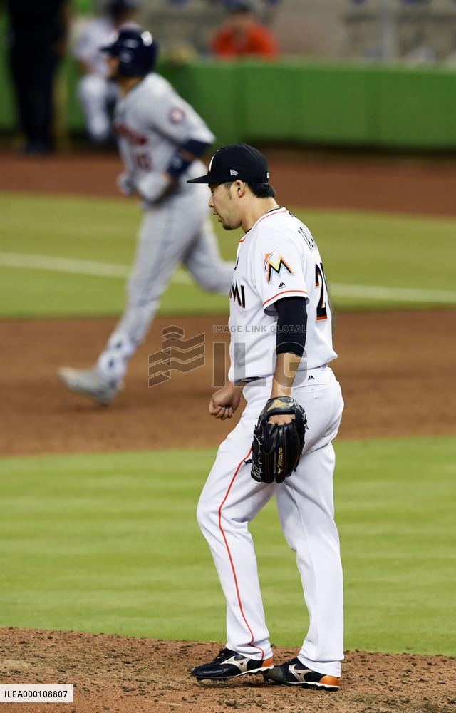Baseball: Astros beat Marlins 7-2