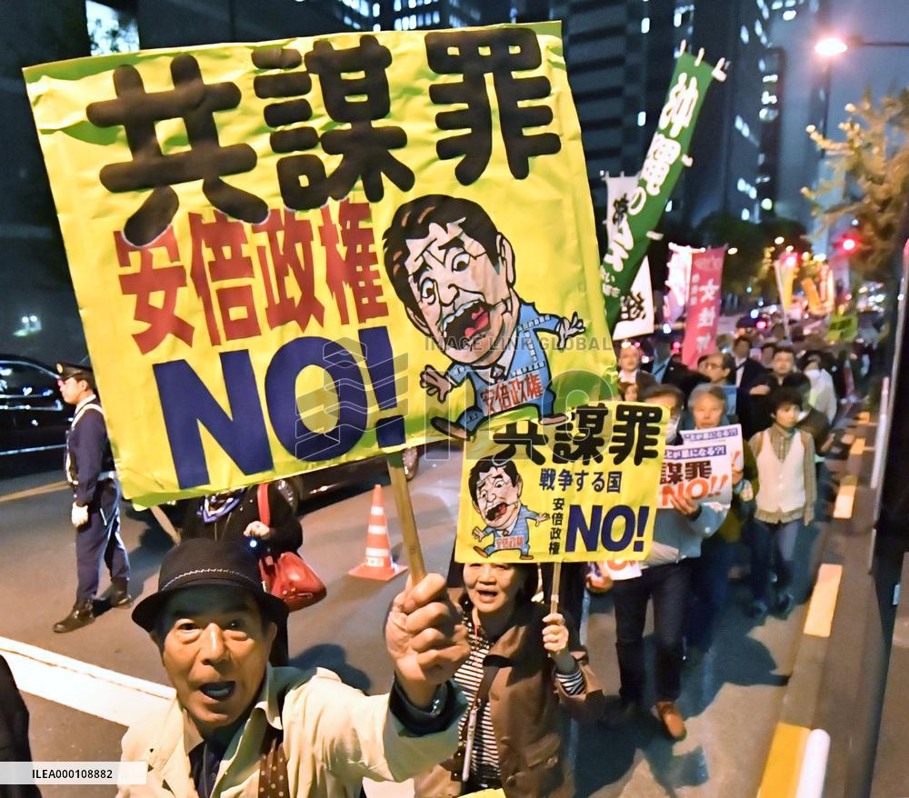 "Conspiracy" bill vote delayed by no-confidence motion