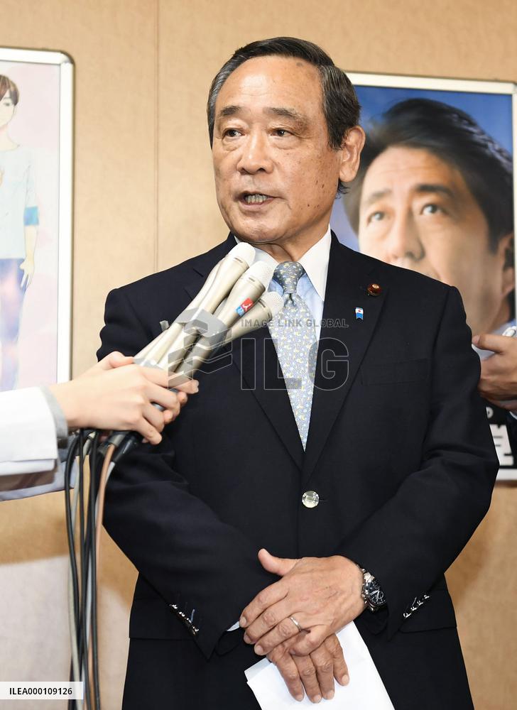 LDP lawmaker explains about jeer over cancer patients