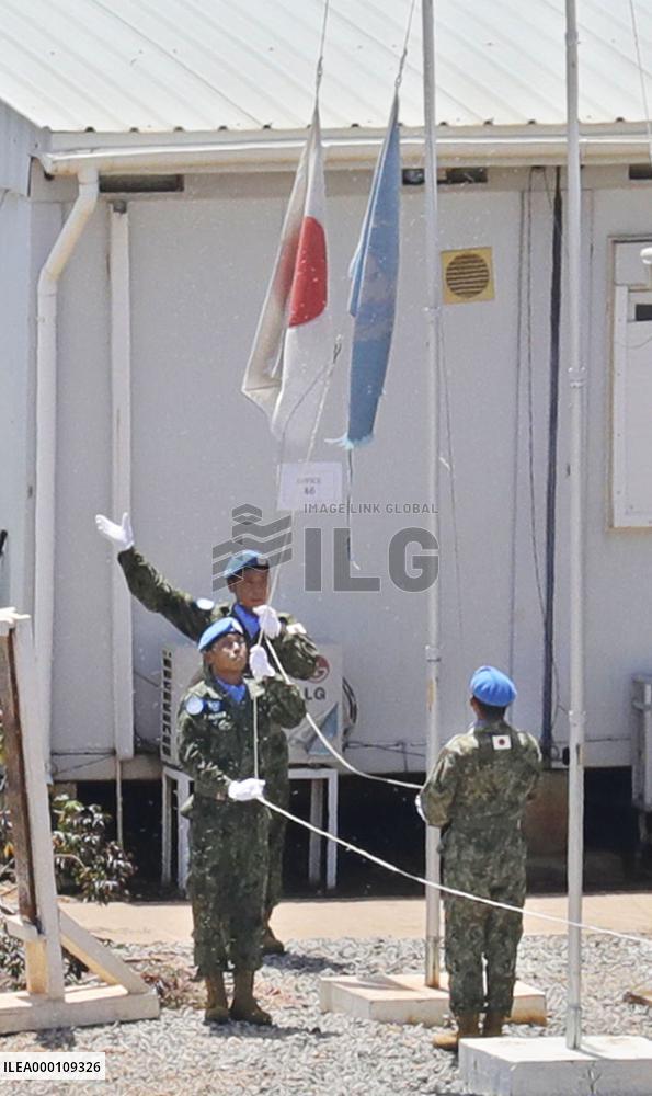 Japan's U.N. peacekeeping troops prepare to leave South Sudan