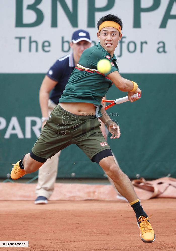 Tennis: Nishikori advances to French Open 2nd round