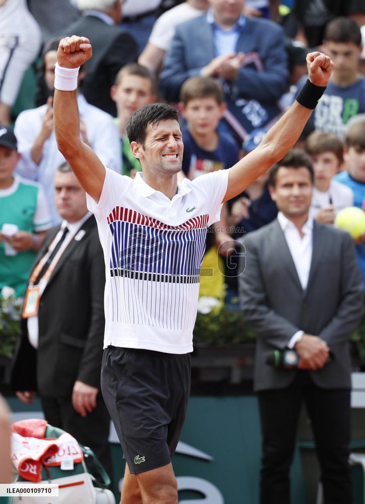 Tennis: Djokovic through to French Open 3rd round