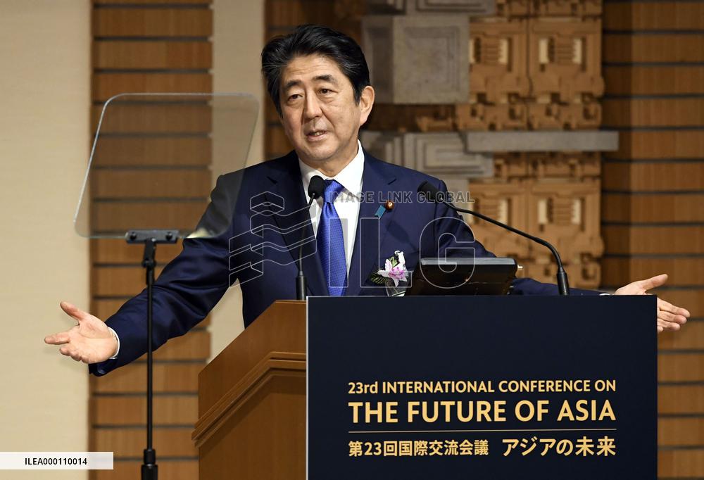 Abe offers conditional cooperation with China's Silk Road initiative