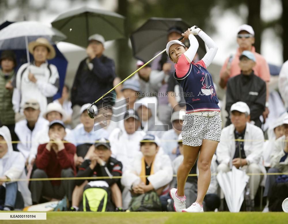 Golf: Miyazato plays 1st tournament since retirement announcement