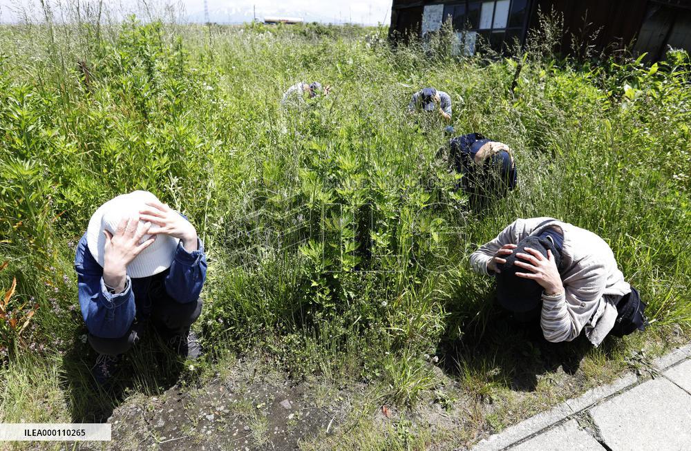 Evacuation drill in case of ballistic missile launch