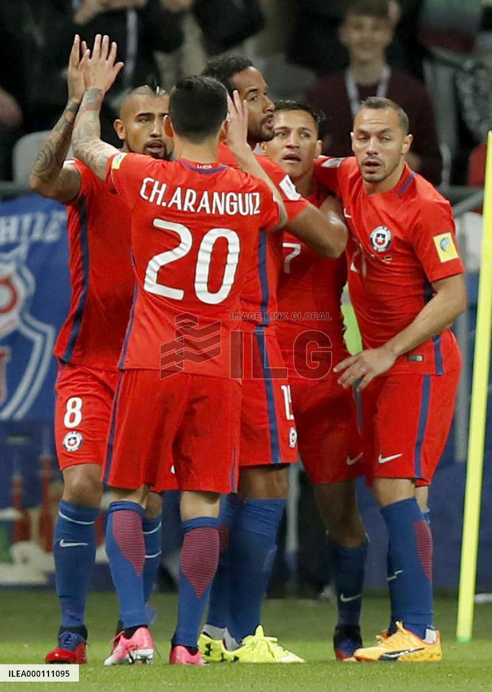 Soccer: Chile, Germany draw 1-1