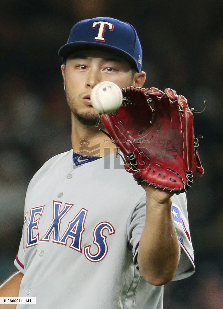 Tanaka, Darvish battle to draw in 1st meeting