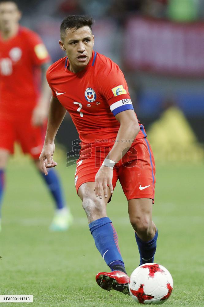 Soccer: Chile's Sanchez at Confederations Cup