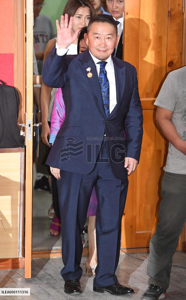 Mongolia to pick new president in runoff for 1st time