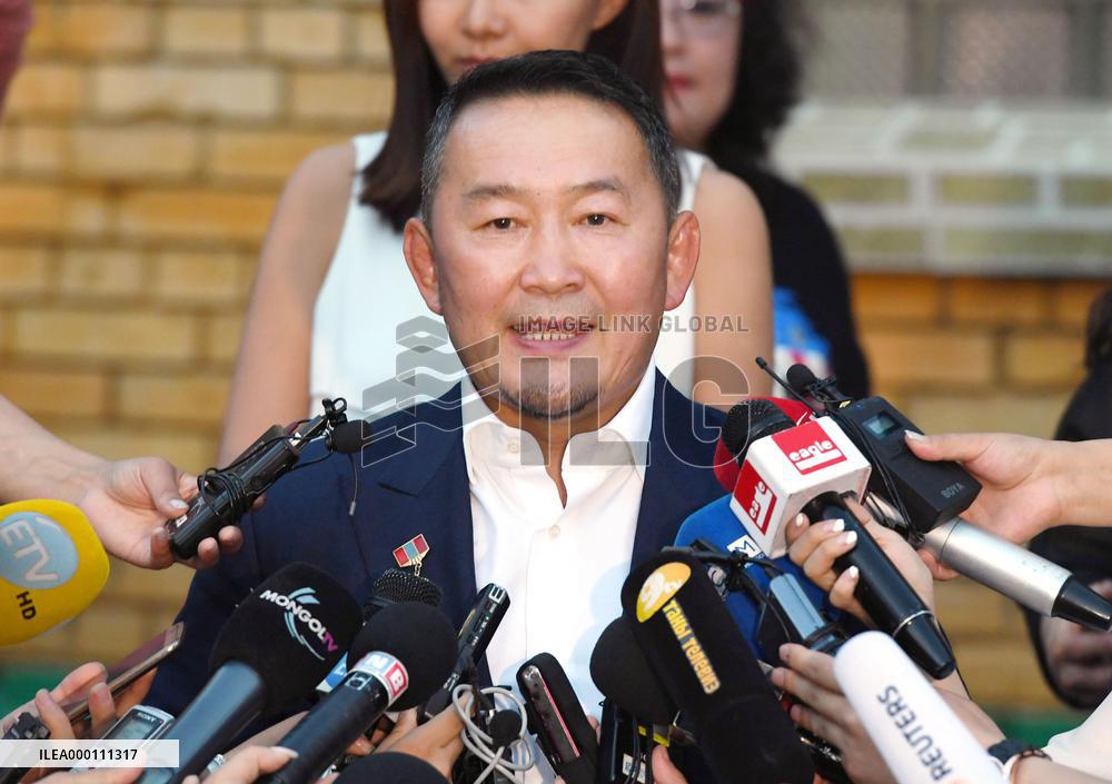 Mongolia to pick new president in runoff for 1st time